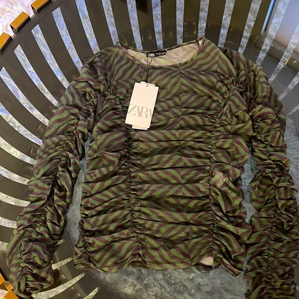 Zara Top - Picture 2 of 2